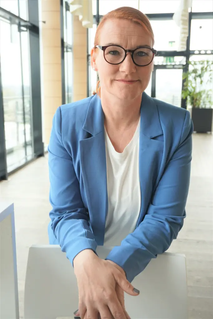 Andrea Brosda Coaching zum Thema AUSBILDUNGS-OPTIMIERUNG AEVO Vorbereitungskurse IHK Businessetikette Didaktik und Methodik Kommunikation Kundenorientierung Lernen “neu” lernen Motivation Präsentationen Selbstmanagement Teamarbeit Zeitmanagement